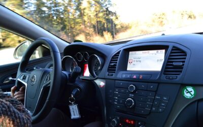 Sacarse el carnet de conducir: la falta de examinadores lo ha convertido en una gincana